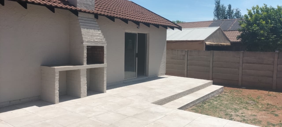 4 Bedroom Property for Sale in Fichardt Park Free State